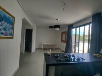 Casa com 2 Suítes em Condomínio - área privativa